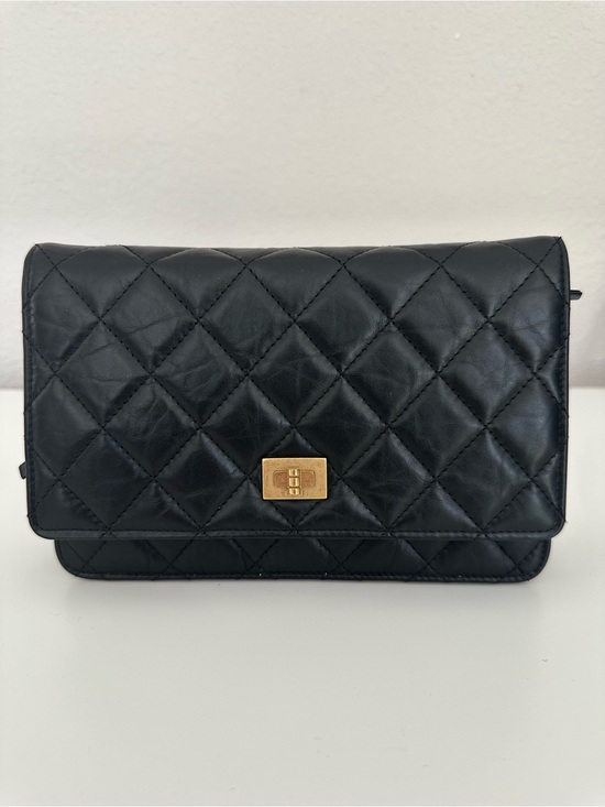 CHANEL Handbags - CHANEL Vintage Wallet On A Chain WOC in Black